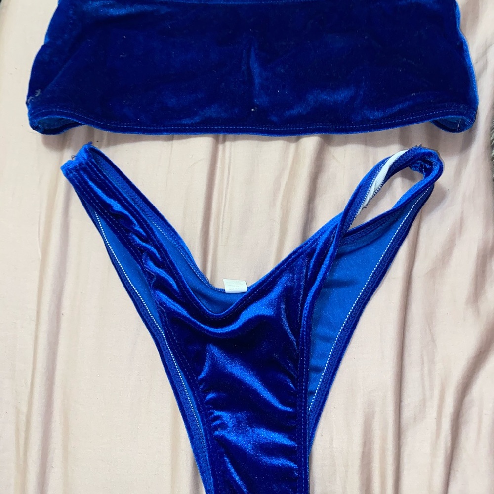 VELVET BIKINI